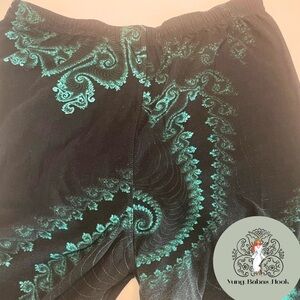 Leggings Depot Plus Size Black with Teal Blue Swirl PRELOVED